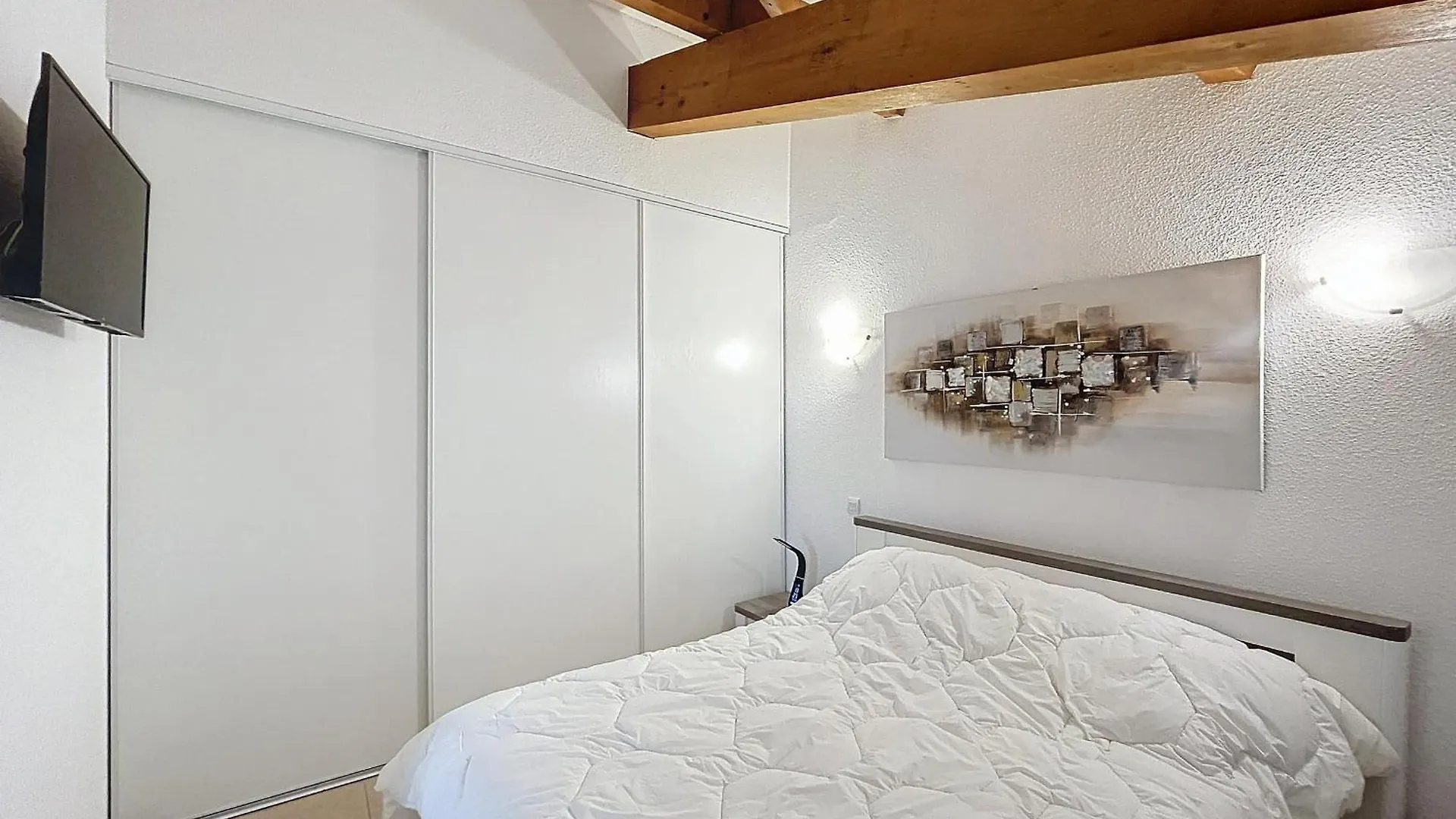 Appartement 2 Pieces Proche Centre, Clim, Terrasse - Fr-1-475-169 Les Les Saintes-Maries-de-la-Mer